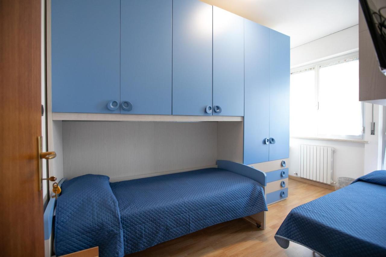 Mirea'S Rooms Асколи Пичено Екстериор снимка