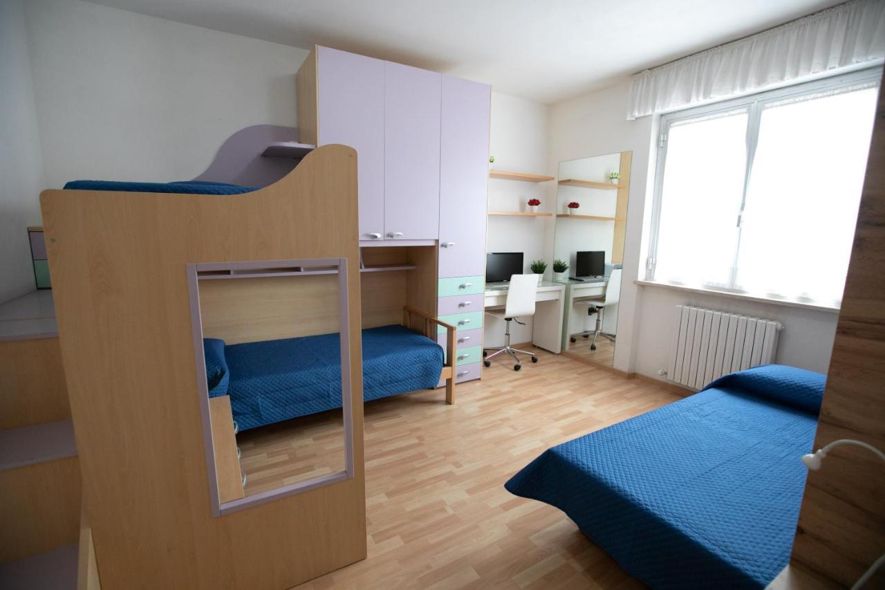Mirea'S Rooms Асколи Пичено Екстериор снимка
